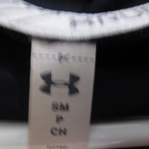 UNDER ARMOUR RUN, small, partial zip front jacket - Picture 5 of 9